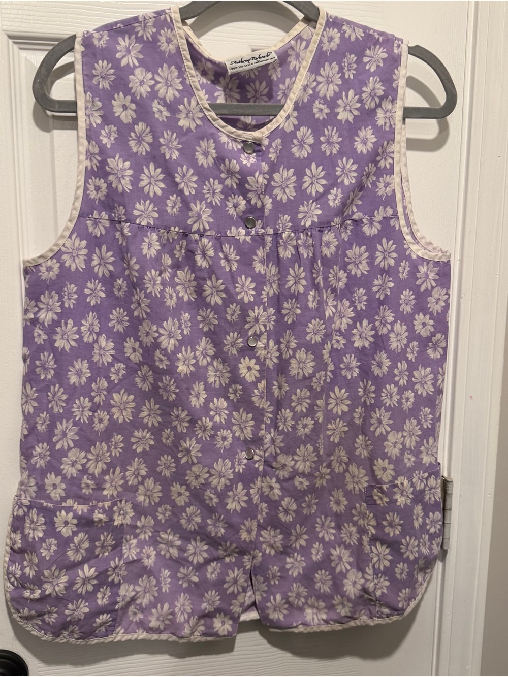 Vintage Style Anthony Richards Purple Floral Sleeveless Snap Front House Smock